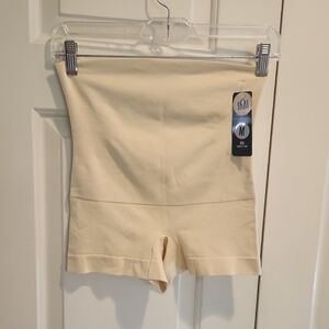 NWT Empetua Hi Waist Boy Shorts